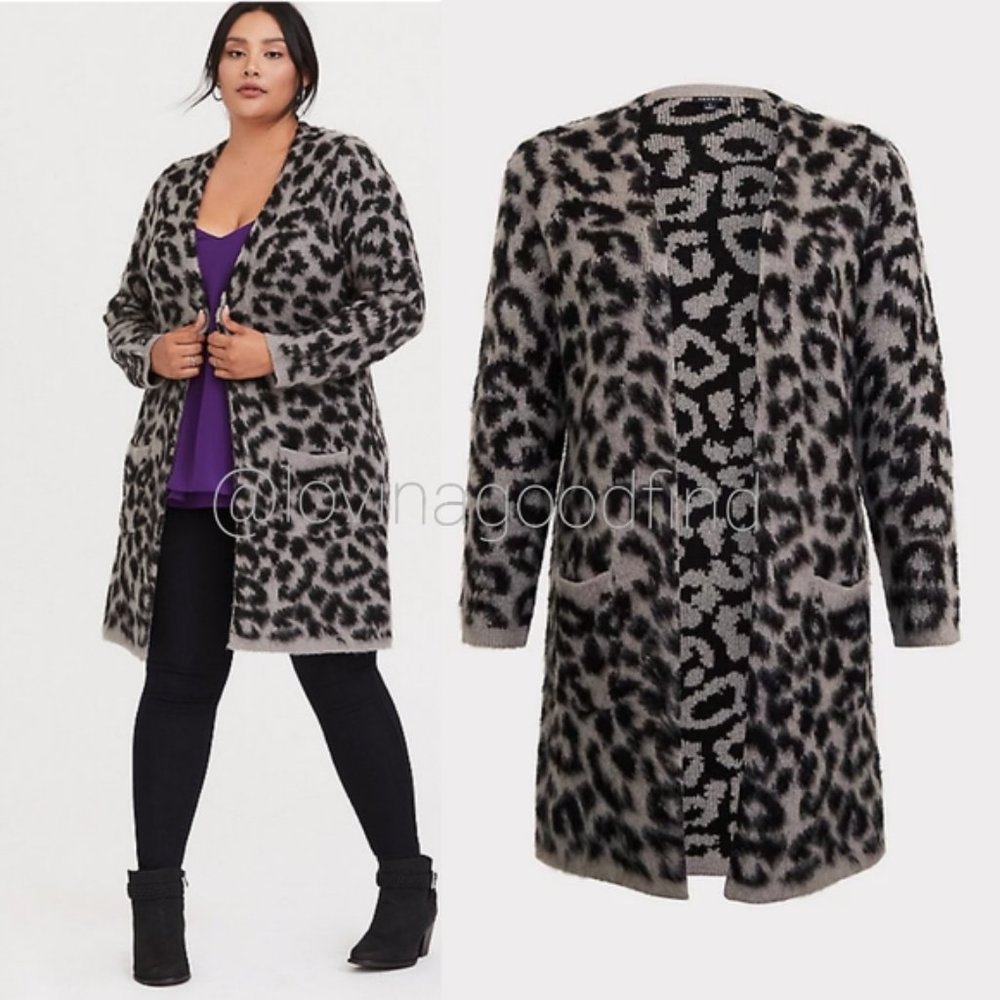 TORRID GREY LEOPARD LONGLINE CARDIGAN NWT sz M-L